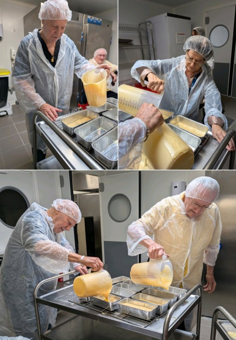 Lundi 21 septembre : atelier pâtisserie à la cuisine centrale pour le concours "merci chef"