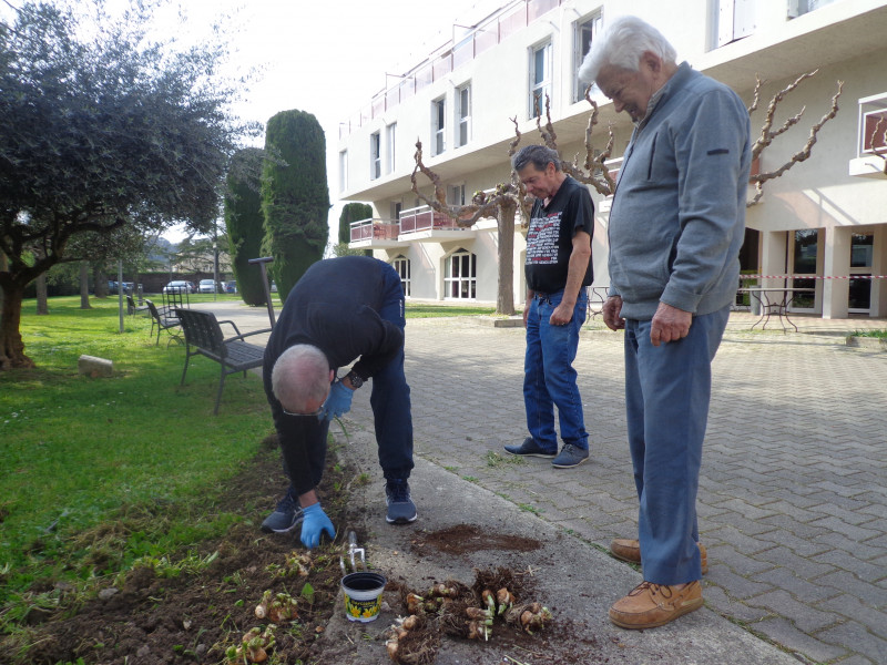 ATELIER JARDINAGE