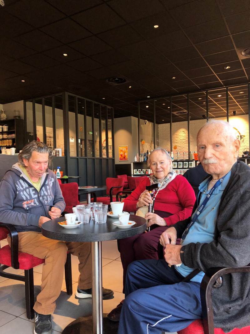 SORTIE EXTERIEURE : "zone commerciale des vignes"