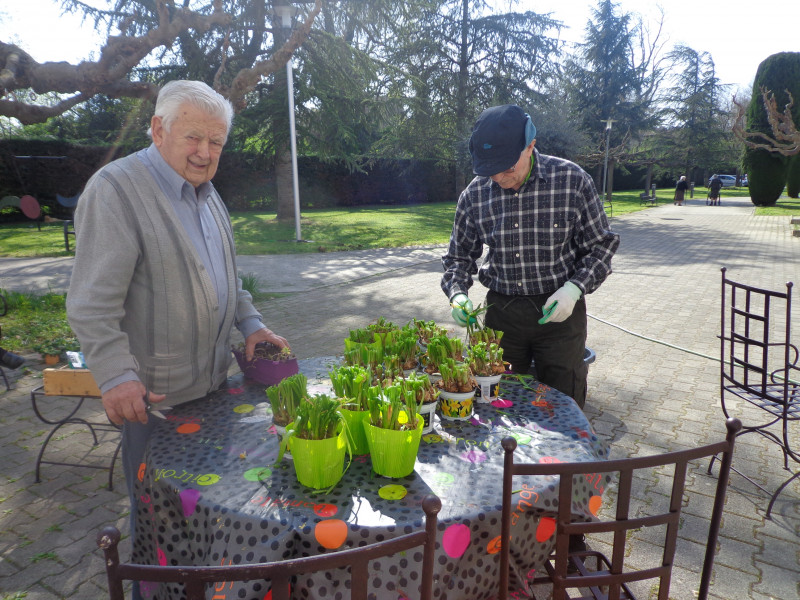 ATELIER JARDINAGE